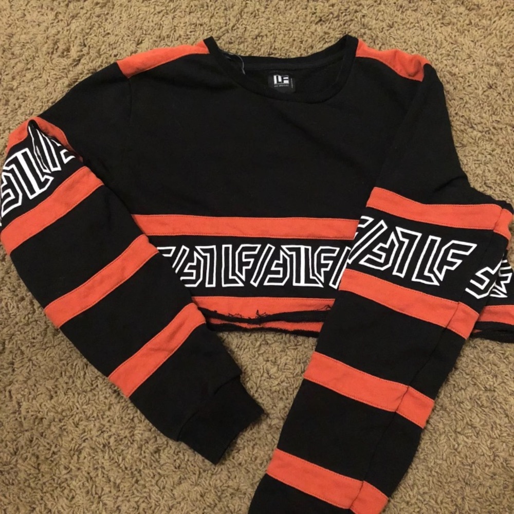LF cropped crewneck
